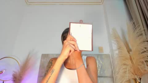 Nora Da Silva online show from September 24, 12:58 am