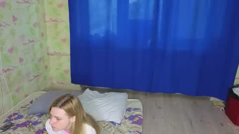 Snapshot of noradunn chatting on June 29, 1:44 pm Elina online show from June 29, 1:44 pm