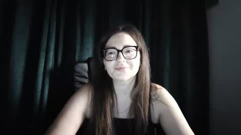 Snapshot of norasexymilf chatting on July 4, 12:44 pm NoraSexyMilf online show from July 4, 12:44 pm
