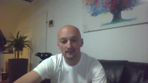 nordicrunner76 online show from May 17, 12:19 am