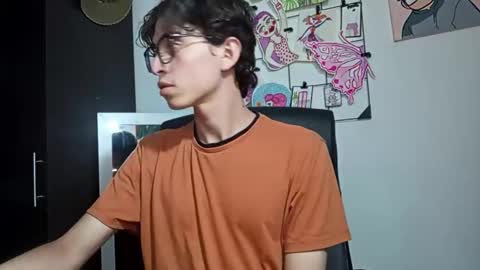 Snapshot of norehg__ chatting on September 22, 8:49 am Norehg online show from September 22, 8:49 am