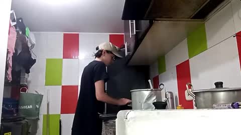 Snapshot of norehg__ chatting on September 24, 8:39 am Norehg online show from September 24, 8:39 am