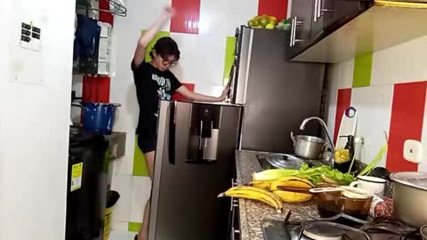 Snapshot of norehg__ chatting on September 29, 8:30 am Norehg online show from September 29, 8:30 am