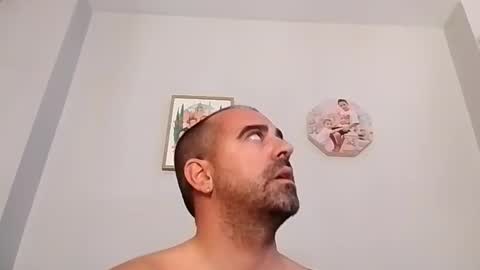 Snapshot of normalito42 chatting on September 22, 11:45 am NORMALITO online show from September 22, 11:45 am