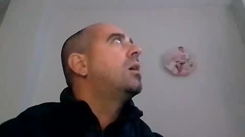 Snapshot of normalito42 chatting on February 4, 12:33 pm NORMALITO online show from February 4, 12:33 pm