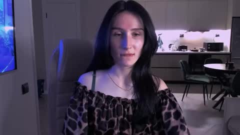 Snapshot of north_valkyrie chatting on November 8, 6:07 pm Hazel online show from November 8, 6:07 pm