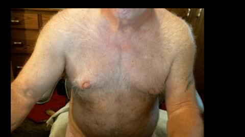 Snapshot of northcountryguy762 chatting on May 18, 11:10 pm northcountryguy762 online show from May 18, 11:10 pm