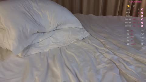 Snapshot of northern_gracia chatting on December 17, 5:58 pm Gracia 150 online show from December 17, 5:58 pm