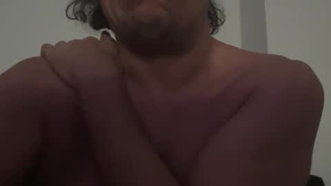 Snapshot of nosdos26 chatting on February 9, 12:25 am Manu online show from February 9, 12:25 am