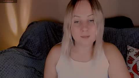 hi glad to chat online show from September 23, 1:36 pm