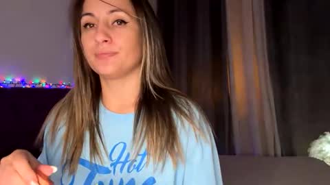 Tina online show from November 21, 8:18 pm