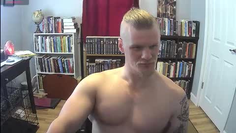 Snapshot of notsureaboutthislol chatting on October 21, 5:35 pm Embarrassed Naked online show from October 21, 5:35 pm