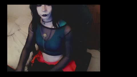 Lucy online show from January 1, 6:37 am