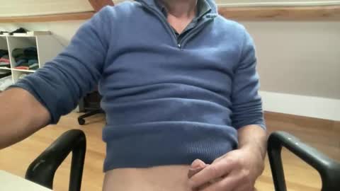 noux69 online show from October 15, 10:37 am