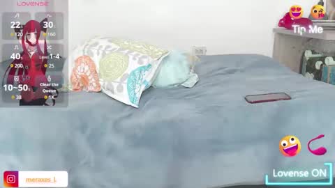 Snapshot of nova740338 chatting on January 19, 6:32 pm Nova online show from January 19, 6:32 pm