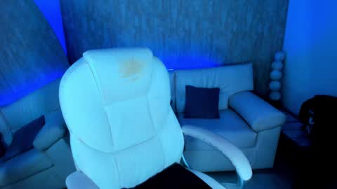 nova online show from September 10, 4:45 am