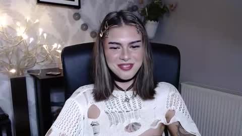 Snapshot of nova_sin chatting on September 19, 5:20 am Nova online show from September 19, 5:20 am