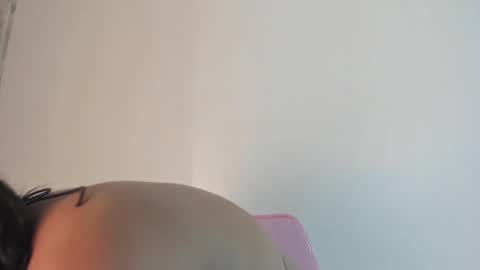 Snapshot of nova_swan chatting on February 25, 7:47 pm NOVA online show from February 25, 7:47 pm