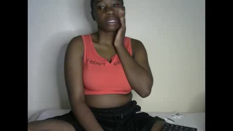 novaah online show from April 9, 2:00 am