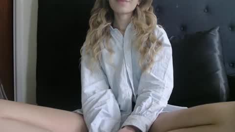 Olivia online show from October 6, 2:47 pm