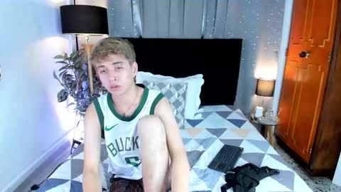 NovayBrian online show from January 19, 4:54 am