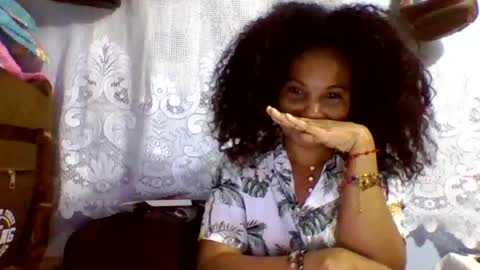Snapshot of nozina98 chatting on July 17, 4:12 pm nozina98 online show from July 17, 4:12 pm