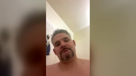 Snapshot of nre321985 chatting on March 11, 7:58 am nre321985 online show from March 11, 7:58 am