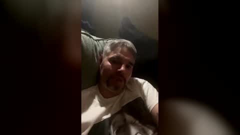 Snapshot of nre321985 chatting on March 12, 1:01 am nre321985 online show from March 12, 1:01 am