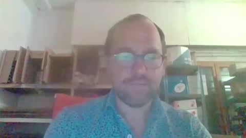 Snapshot of ntmucuty chatting on May 6, 7:57 am ntmucuty online show from May 6, 7:57 am