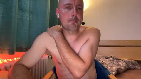 nuancen_stratus_2z online show from June 29, 7:47 pm