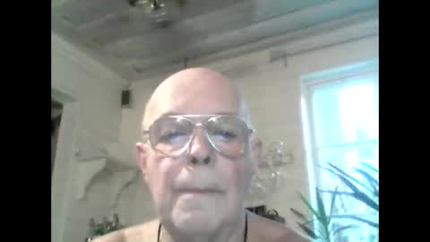 Haky online show from November 12, 12:49 pm