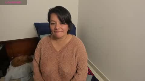 nuit_rose online show from March 6, 4:41 am