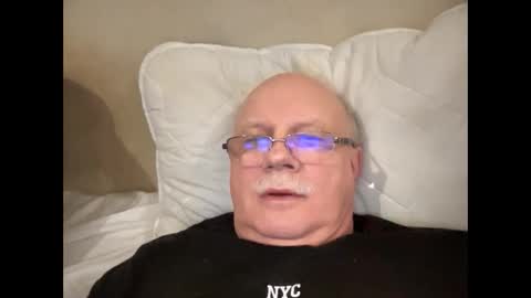 nukiss online show from January 7, 6:35 pm