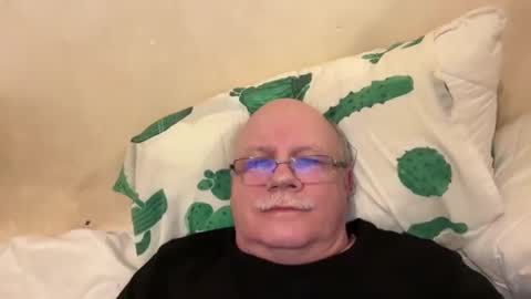 nukiss online show from January 28, 6:17 pm