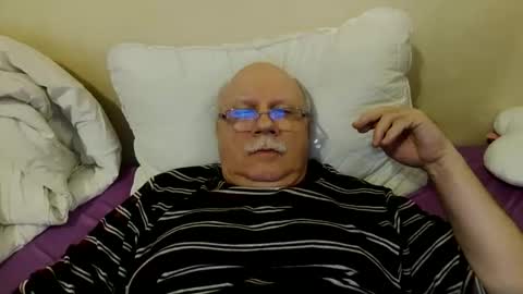 nukiss online show from February 24, 10:14 pm