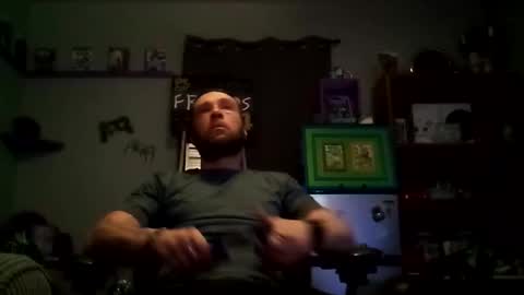 Snapshot of number1dad_ chatting on January 15, 4:04 am Awwwww Hey Sweetie Pies. Welcome To The Sweetie Pie Lounge. Enjoy The Dad-Cast. SweetCorny Fun-loving Dad Talk. online show from January 15, 4:04 am