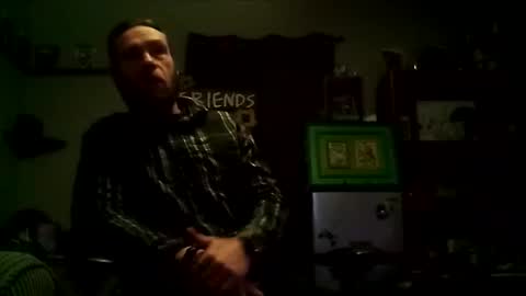 Snapshot of number1dad_ chatting on January 22, 4:55 am Awwwww Hey Sweetie Pies. Welcome To The Sweetie Pie Lounge. Enjoy The Dad-Cast. SweetCorny Fun-loving Dad Talk. online show from January 22, 4:55 am
