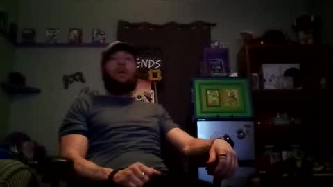 Snapshot of number1dad_ chatting on February 12, 1:30 am Awwwww Hey Sweetie Pies. Welcome To The Sweetie Pie Lounge. Enjoy The Dad-Cast. SweetCorny Fun-loving Dad Talk. online show from February 12, 1:30 am