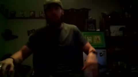 Snapshot of number1dad_ chatting on February 12, 10:04 pm Awwwww Hey Sweetie Pies. Welcome To The Sweetie Pie Lounge. Enjoy The Dad-Cast. SweetCorny Fun-loving Dad Talk. online show from February 12, 10:04 pm