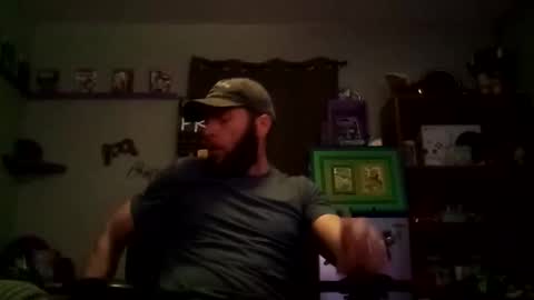 Snapshot of number1dad_ chatting on February 13, 9:41 am Awwwww Hey Sweetie Pies. Welcome To The Sweetie Pie Lounge. Enjoy The Dad-Cast. SweetCorny Fun-loving Dad Talk. online show from February 13, 9:41 am