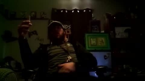 Snapshot of number1dad_ chatting on February 17, 8:15 pm Awwwww Hey Sweetie Pies. Welcome To The Sweetie Pie Lounge. Enjoy The Dad-Cast. SweetCorny Fun-loving Dad Talk. online show from February 17, 8:15 pm