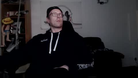 nursefan online show from December 21, 4:36 pm