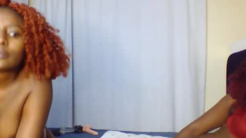 Snapshot of nutgal_ chatting on December 5, 8:05 pm nutgal online show from December 5, 8:05 pm