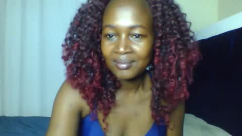 Snapshot of nutgal_ chatting on December 21, 2:19 am nutgal online show from December 21, 2:19 am