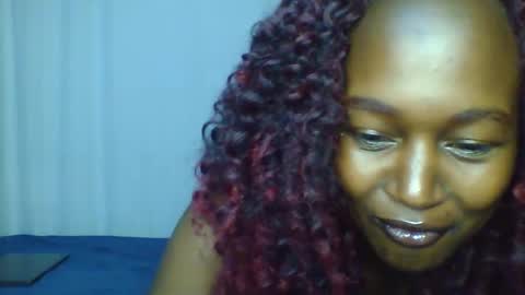 Snapshot of nutgal_ chatting on December 22, 4:48 pm nutgal online show from December 22, 4:48 pm