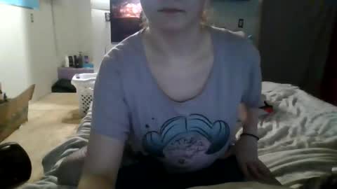 Snapshot of nuthin2cee chatting on December 2, 9:14 am nuthin2cee online show from December 2, 9:14 am