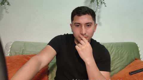 Snapshot of nuxfertt chatting on June 1, 6:09 pm nuxfertt online show from June 1, 6:09 pm