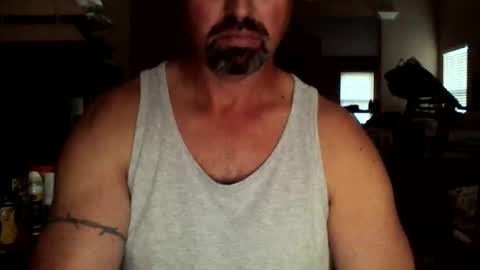 Snapshot of nvrenuff1979 chatting on September 23, 11:35 am nvrenuff1979 online show from September 23, 11:35 am