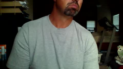 Snapshot of nvrenuff1979 chatting on September 25, 11:36 am nvrenuff1979 online show from September 25, 11:36 am