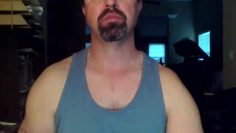 nvrenuff1979 online show from February 10, 12:31 pm